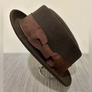 Pork pie hat